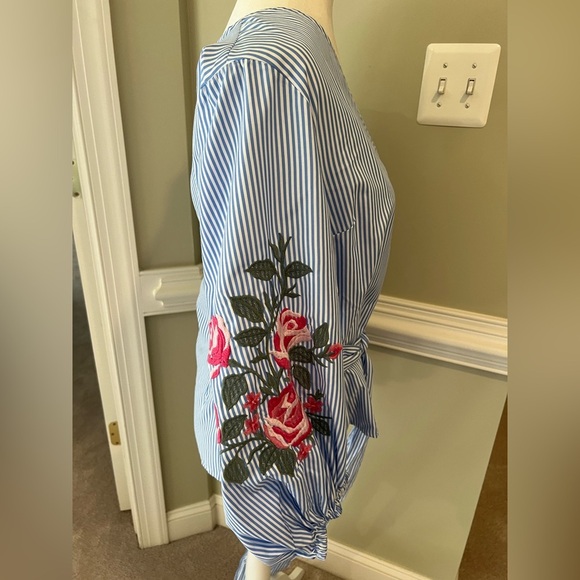 INC International Concepts New Blue and White Pinstripe wrap/tie zippered blouse - Picture 6 of 10